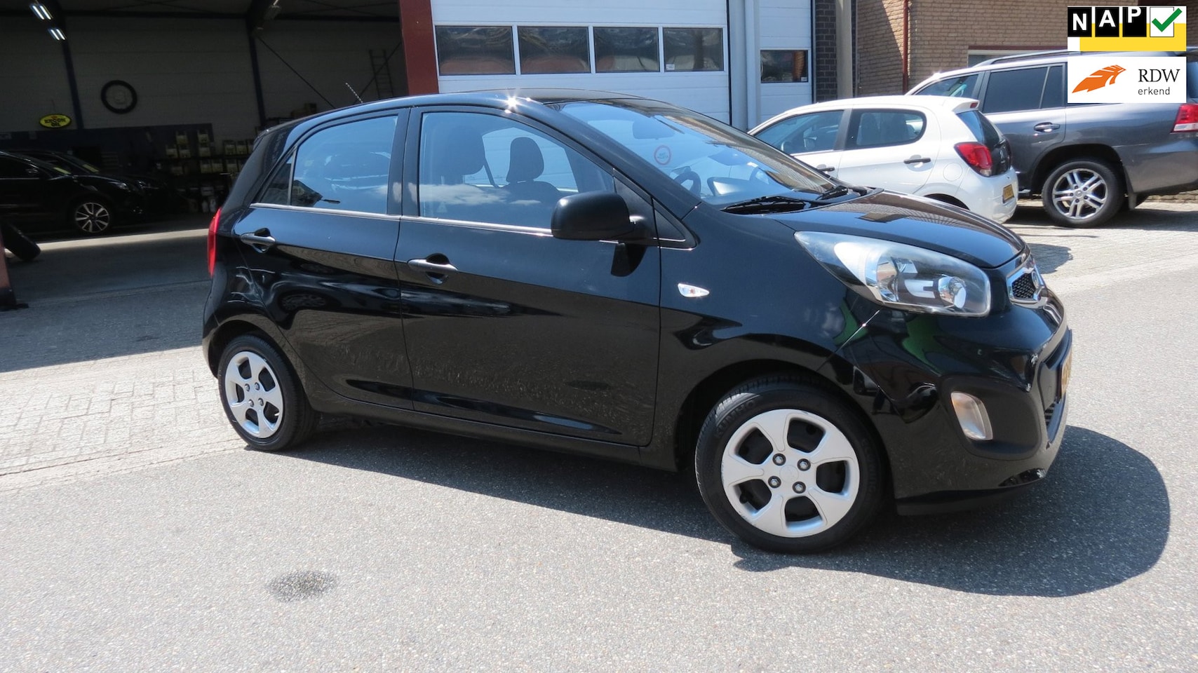 Kia Picanto - 1.0 CVVT Comfort Pack 1.0 CVVT Comfort Pack - AutoWereld.nl