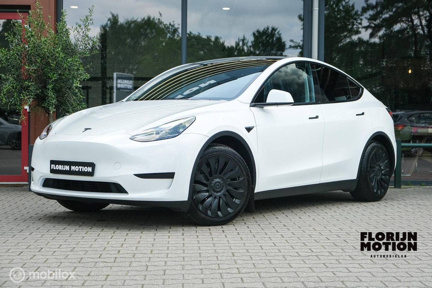 Tesla Model Y - RWD 58 kWh | Autopilot 3.0 Ryzen | Stoel en stuurwielverw. | 1e eigenaar | Premium interie - AutoWereld.nl