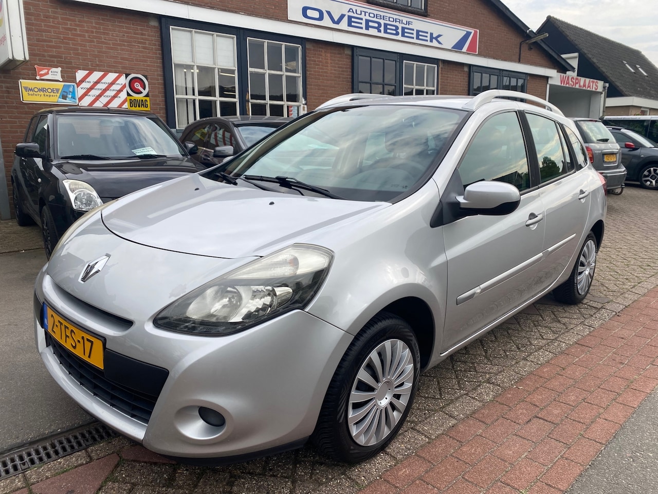 Renault Clio Estate - 1.2-16V Collection 1.2-16V Collection - AutoWereld.nl