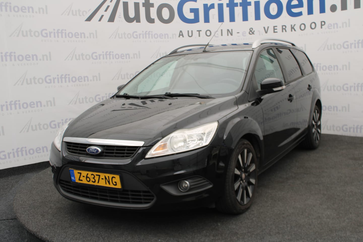 Ford Focus Wagon - 1.8 Limited Flexi Fuel nette station met half-leer met nieuwe APK bij aflevering - AutoWereld.nl