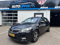 Kia Cee'd - 1.4 CVVT Seven /Nieuwe apk bij aflevering/Airco/All season banden/Lm velgen