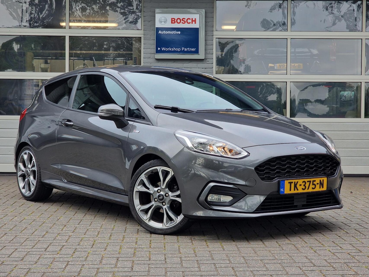 Ford Fiesta - 1.0 EcoBoost ST-Line|Clima|Cruise|trekhaak afneem|18-inch|Navi|Stoel&Stuurverwarming| - AutoWereld.nl