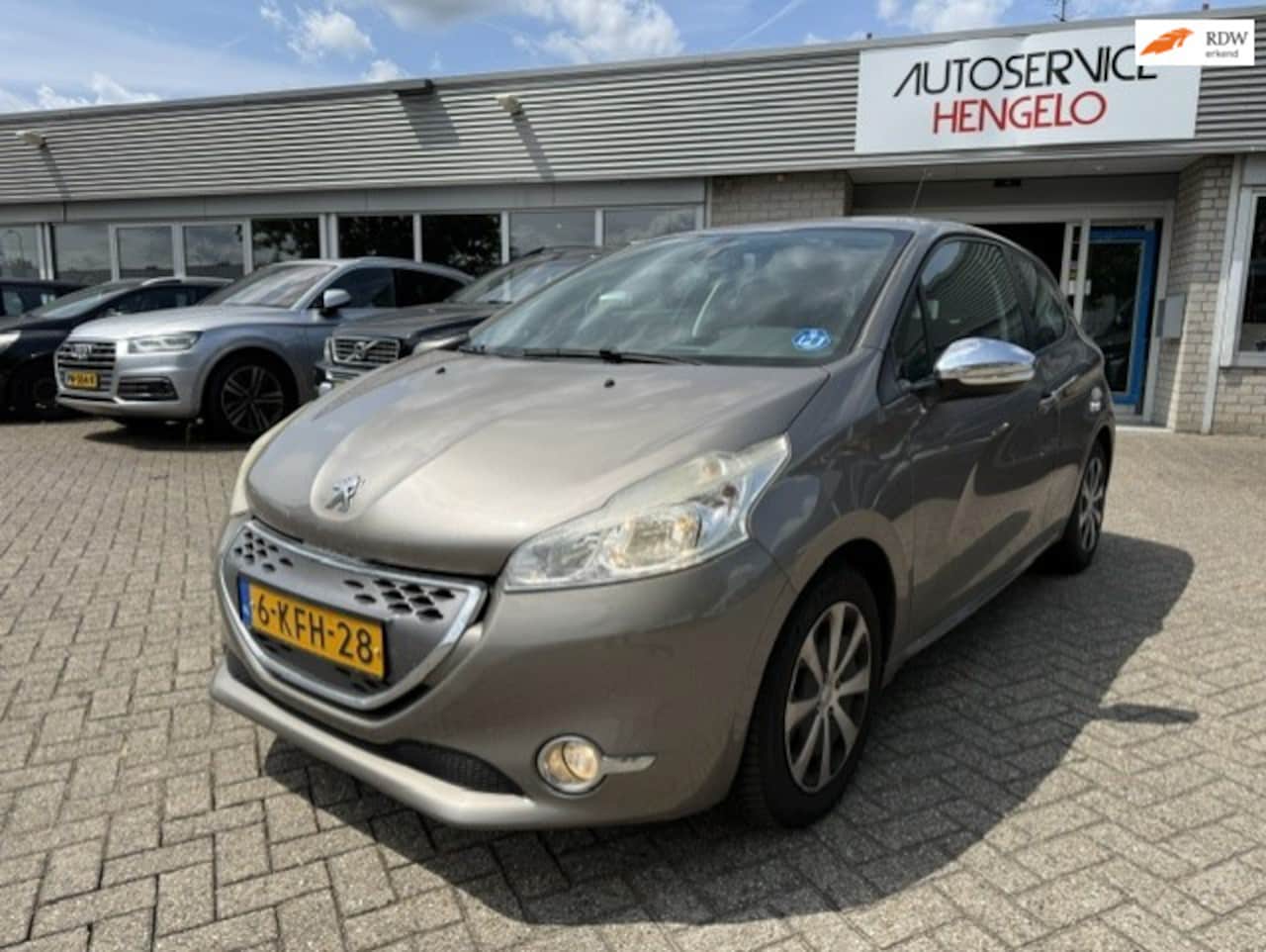 Peugeot 208 - 1.4 e-HDi Active 1.4 e-HDi Active - AutoWereld.nl