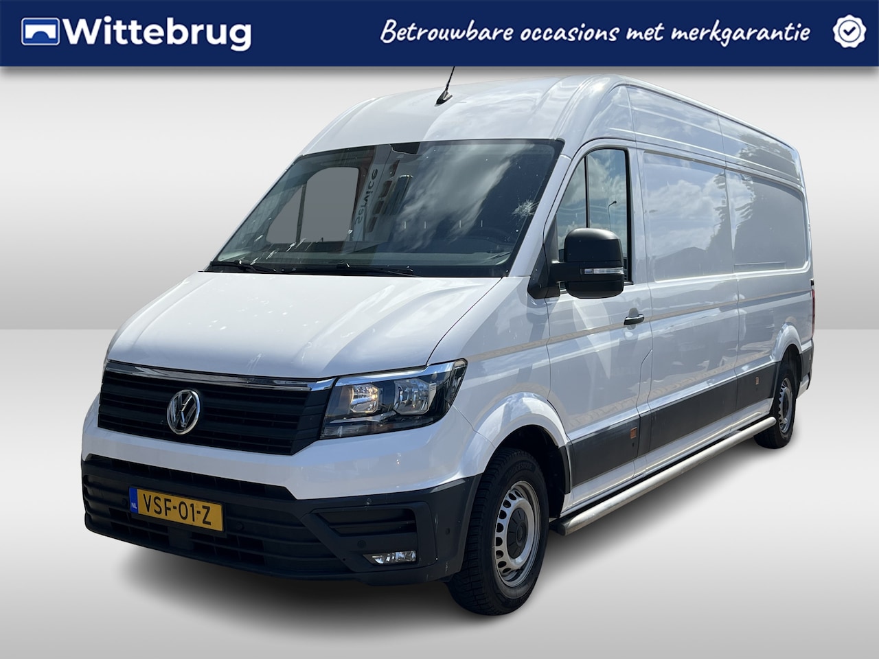 Volkswagen Crafter - 35 2.0 TDI L4H4 Highline / AUTOMAAT/ 180 PK/ TREKHAAK/ CRUISE/ APP-CONNECT/ MULTIMEDIA/ PA - AutoWereld.nl