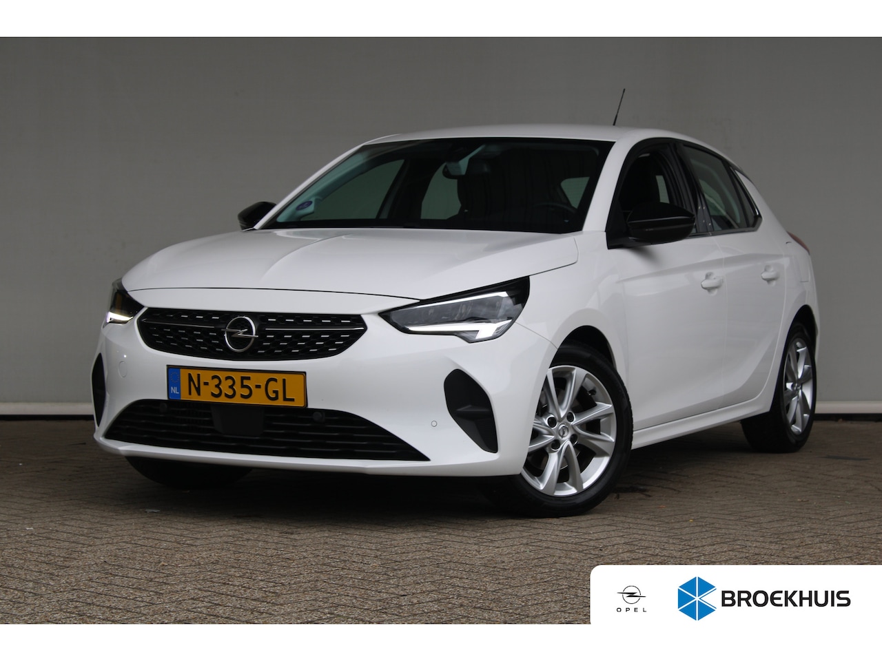 Opel Corsa - 1.2 Elegance | Automaat | Achteruitrijcamera | Parkeersensoren voor en achter | Apple carp - AutoWereld.nl
