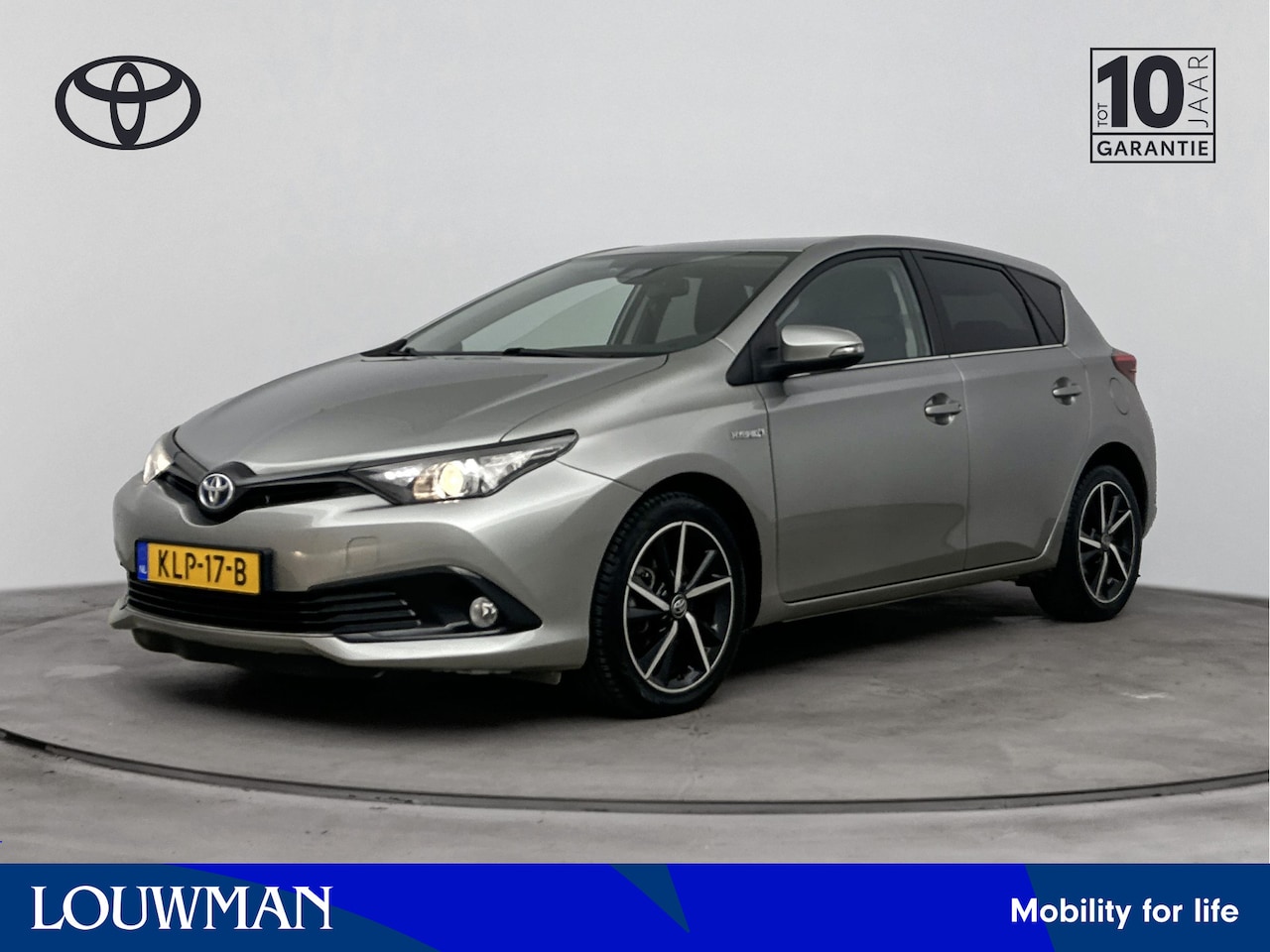 Toyota Auris - 1.8 Hybrid Dynamic | Cruise Control | Achteruitrijcamera | Onderweg-naar-dealer - AutoWereld.nl