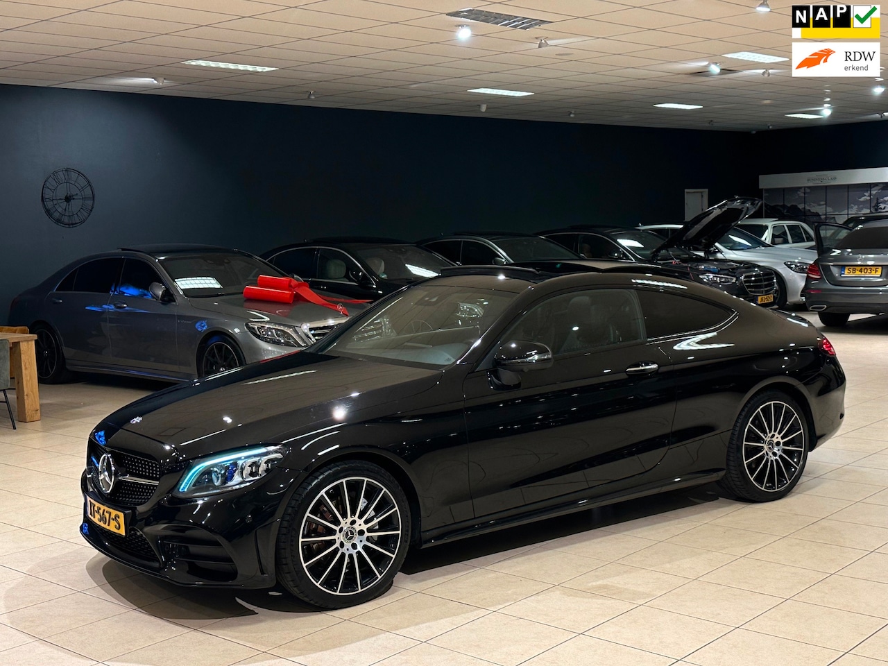 Mercedes-Benz C-klasse Coupé - C 180 AMG/PANO/BURMESTER/NAP/MUTLIBEAM/VIRTUAL/VOLL - AutoWereld.nl