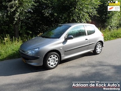 Peugeot 206 - 1.4 X-line