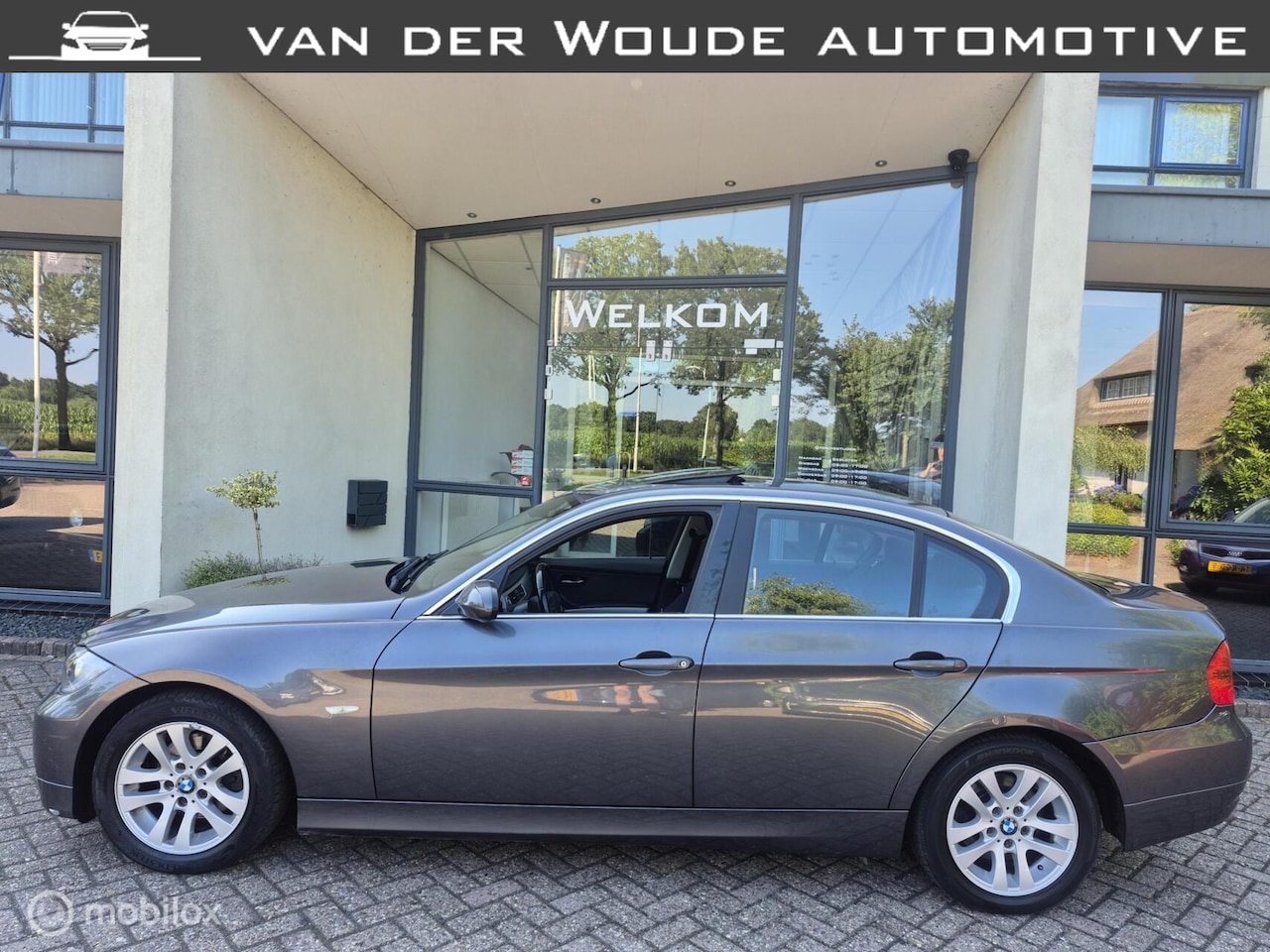 BMW 3-serie - 325i '06|211PK|Clima|Cruise|T.Haak|Dakje! - AutoWereld.nl