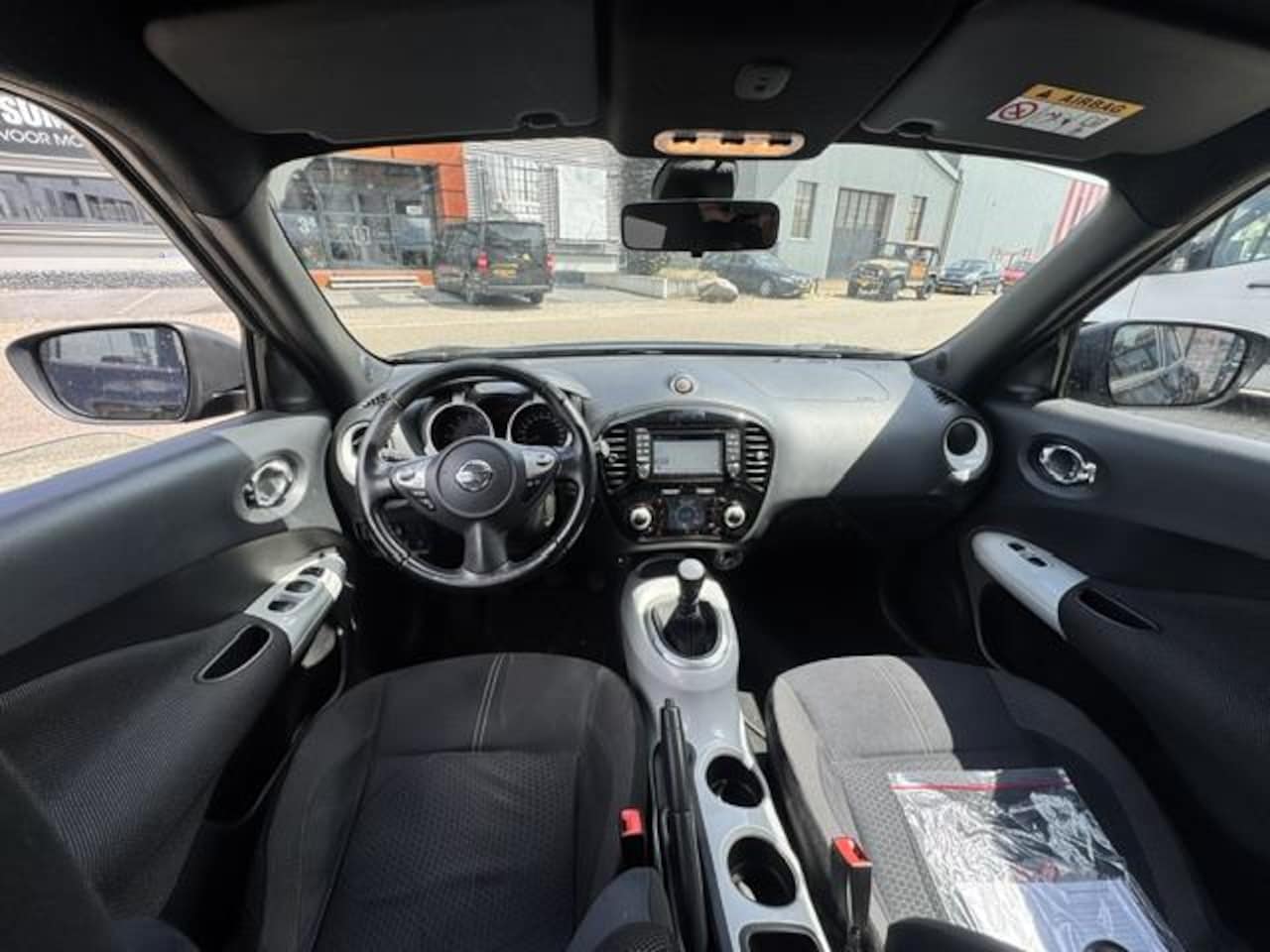 Nissan Juke - 1.2 DIG-T S/S N-Connecta 85500 km NAP - AutoWereld.nl
