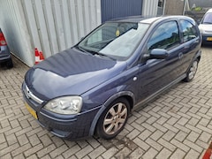 Opel Corsa - 1.2-16V Silverline