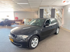 BMW 1-serie - 116i High Executive, Airco, Cruise, Stoelverwarming, Parksensoren, Lm velgen, 2 sleutels+f
