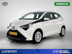 Toyota Aygo - 1.0 VVT-i x-play *Automaat | BTW voertuig | Dealer onderhouden | Apple CarPlay/Android Aut