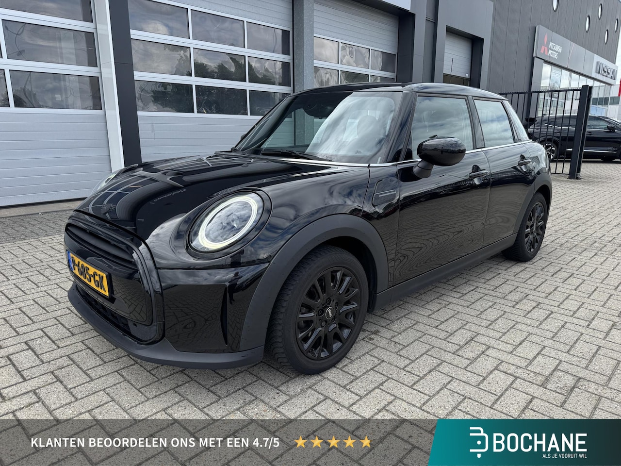 MINI 5-Deurs - 1.5 One Business Edition | Navigatie | Carplay | Leer/stof bekleding - AutoWereld.nl