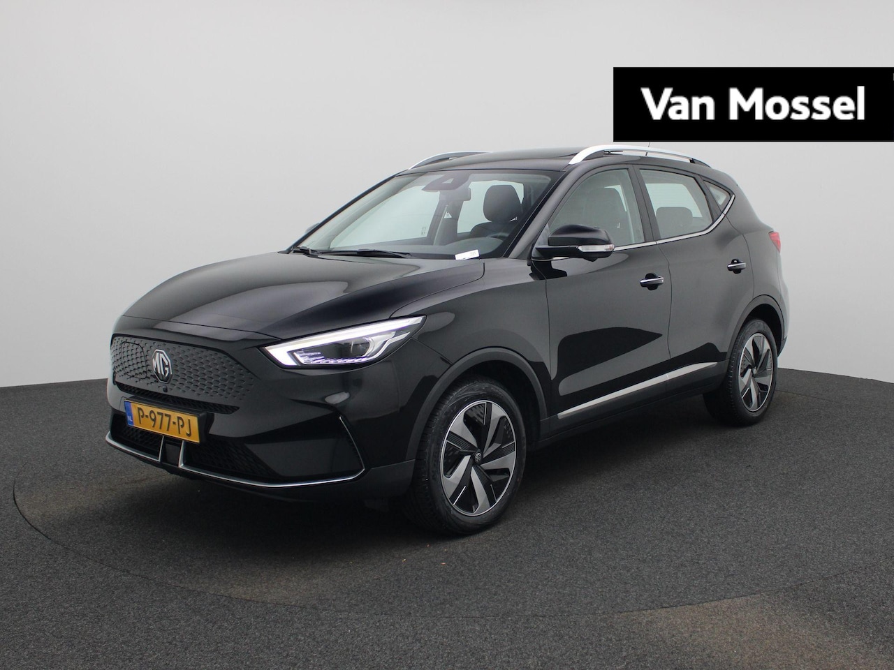 MG ZS - Standard Range Luxury 50 kWh | Navi | Leder | Panoramadak | Led Koplampen | 360 Camera | - AutoWereld.nl