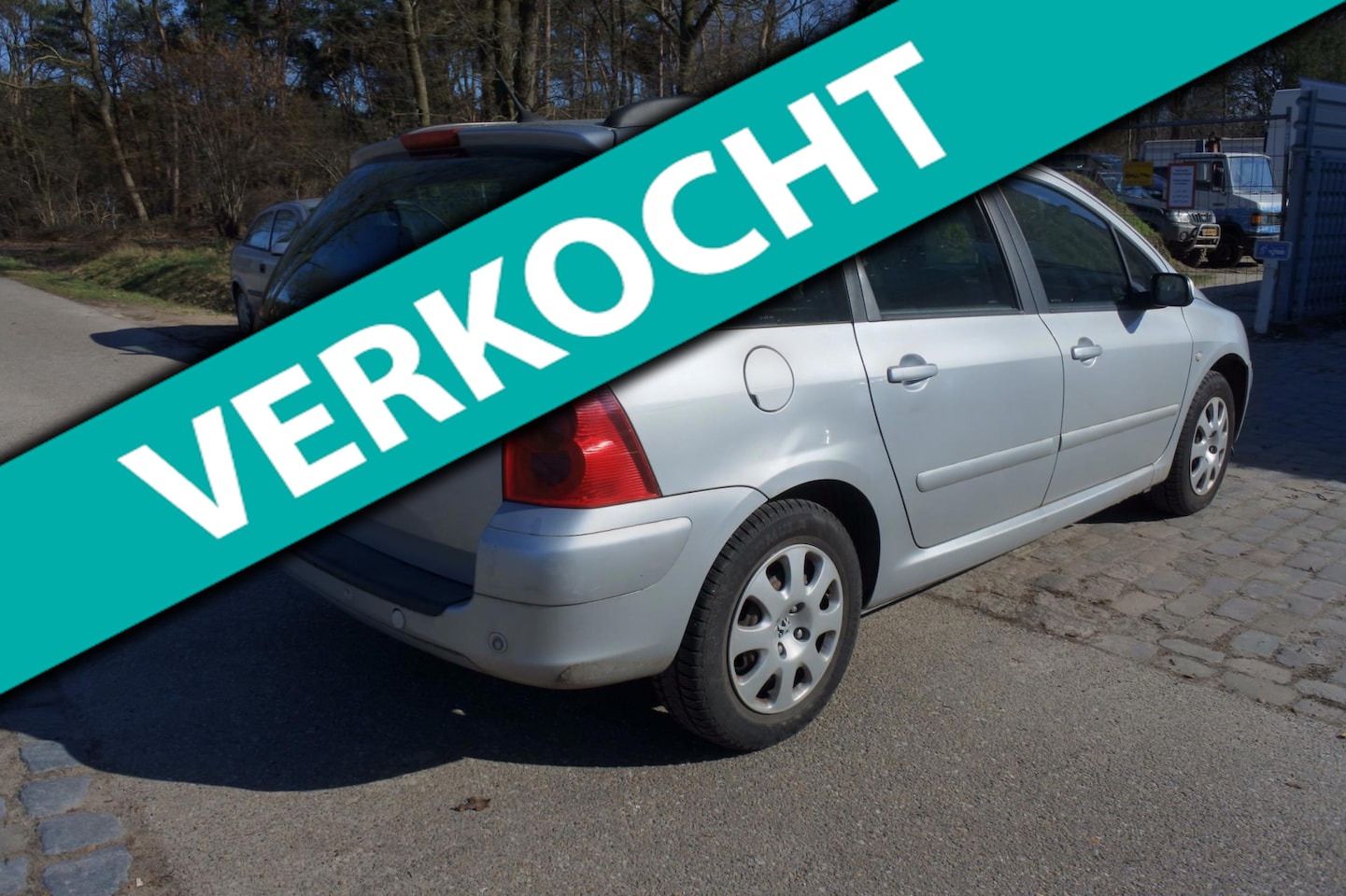 Peugeot 307 SW - 1.6 16V Pack 7 pers. apk tot 18-05-2027 auto heeft een schoonmaak beurt nodig - AutoWereld.nl