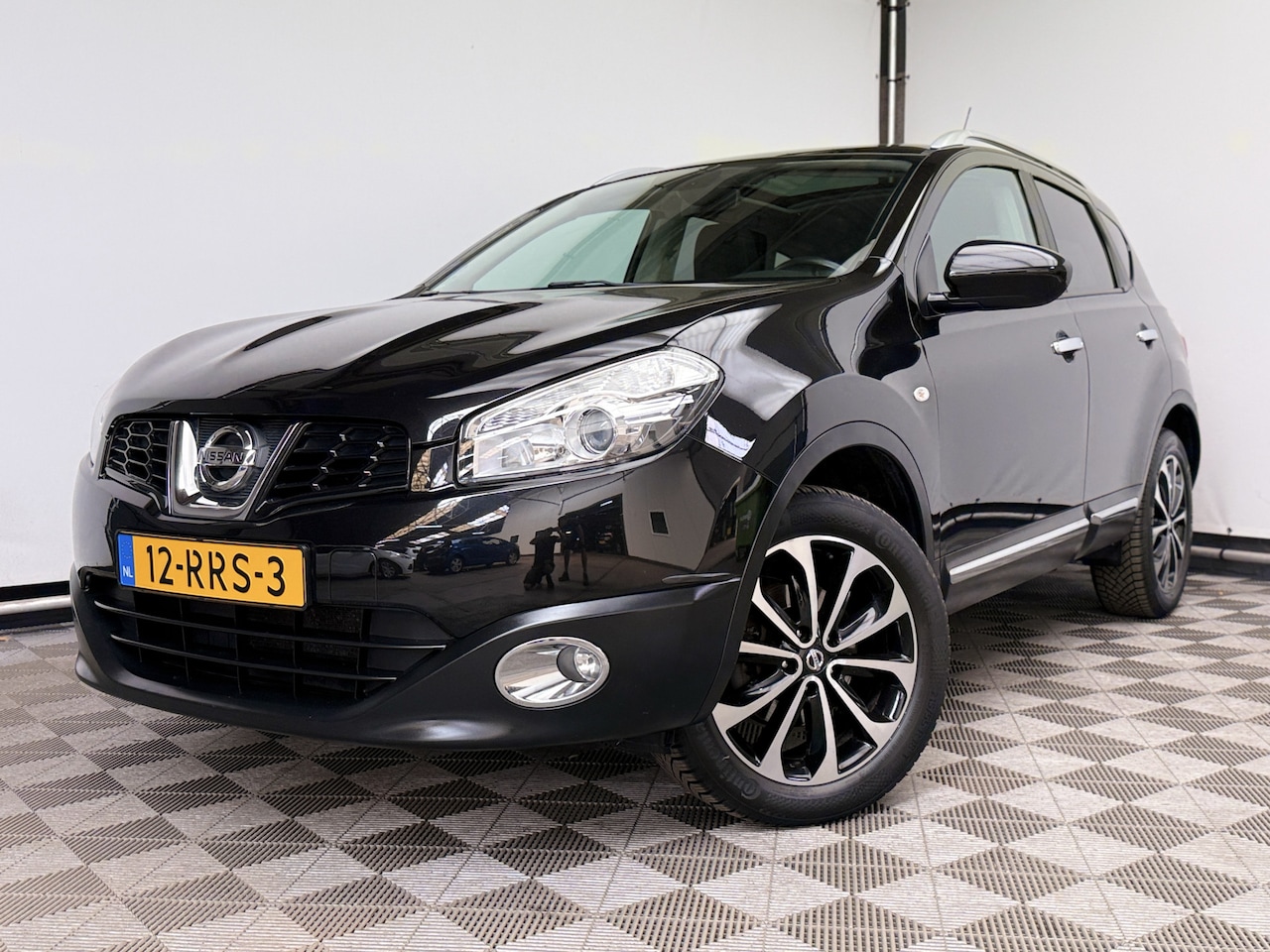 Nissan Qashqai - 1.6 Connect Edition Pano Trekhaak 1e Eigenaar - AutoWereld.nl