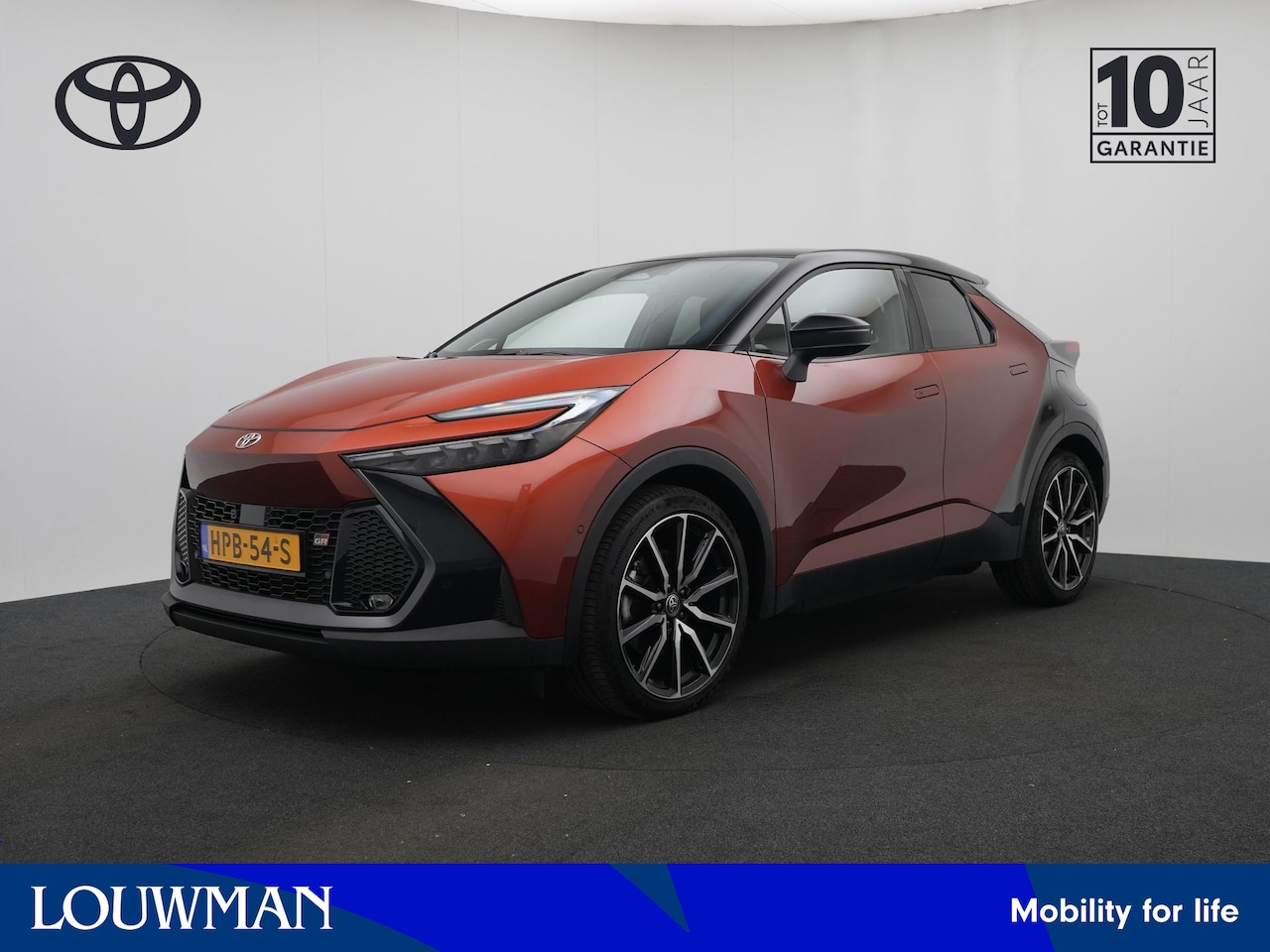 Toyota C-HR - 2.0 Plug-in Hybrid 220 GR SPORT PLUS | Voorruit-Stuur-Stoelverwarming | JBL | Parkeersenso - AutoWereld.nl