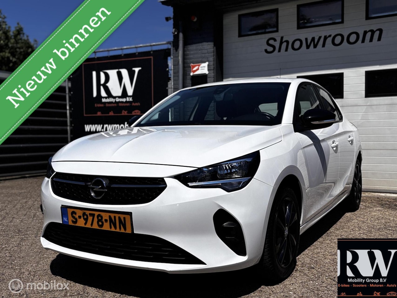 Opel Corsa - 1.2 Elegance STOELVERWARMING*CARPLAY*CRUISE*AIRCO - AutoWereld.nl