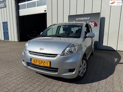 Daihatsu Sirion 2 - 1.0-12V Premium / NAP /