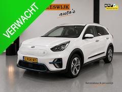 Kia e-Niro - DynamicPlusLine 64 kWh Navigatiesysteem | Open dak | Parkeersensoren |Stoelverwarming | Le
