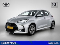 Toyota Yaris - 1.5 Hybrid First Edition | Dealer onderhouden | Navigatie | Climate Control | Cruise Contr
