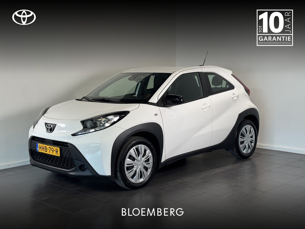 Toyota Aygo X - 1.0 VVT-i MT Play | Apple Carplay | Achteruitrijcamera | - AutoWereld.nl