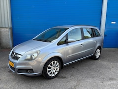 Opel Zafira - 2.2 Temptation. Airco , 7 persoons , parkeersensoren