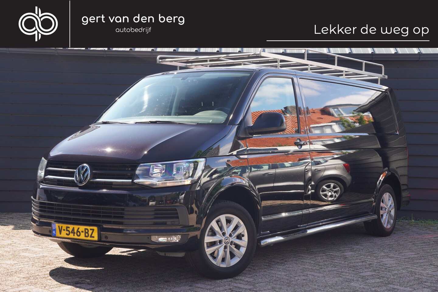 Volkswagen Transporter - 2.0 TDI L2H1 Comfortline - AUTOMAAT - CAMERA - TREKHAAK - SORTIMO INRICHTING - - AutoWereld.nl