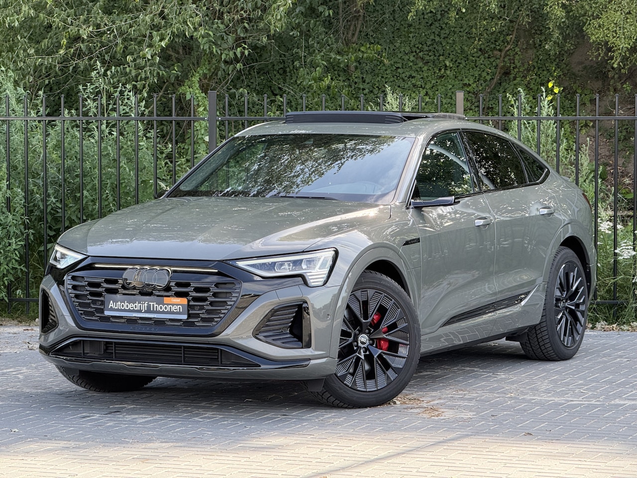Audi Q8 Sportback e-tron - 55 quattro S Edition 115 kWh | Pano | 21"| Leer - AutoWereld.nl