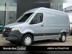 Mercedes-Benz eSprinter - 320 L2/H2 Pro 81kWh | Winterpakket | High-performance LED-koplampen | Trekhaak | Parkeerpa
