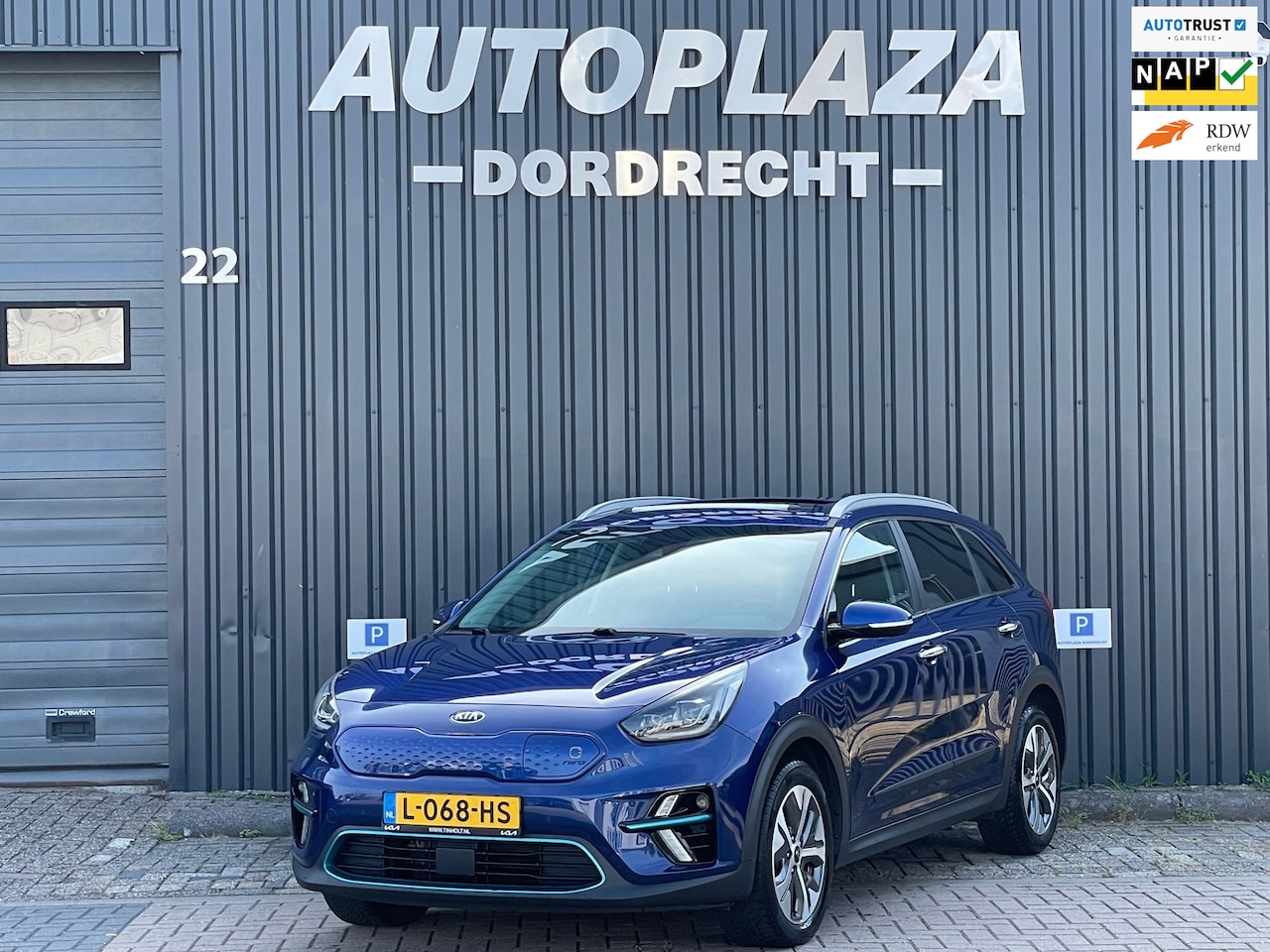 Kia e-Niro - ExecutiveLine 64 kWh|Fase 3|DealerOnderh|SOH93%|Pano| - AutoWereld.nl