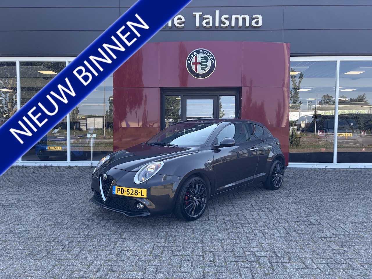 Alfa Romeo MiTo - TwinAir Super | 18" velgen | Navigatie | Pack Veloce - AutoWereld.nl