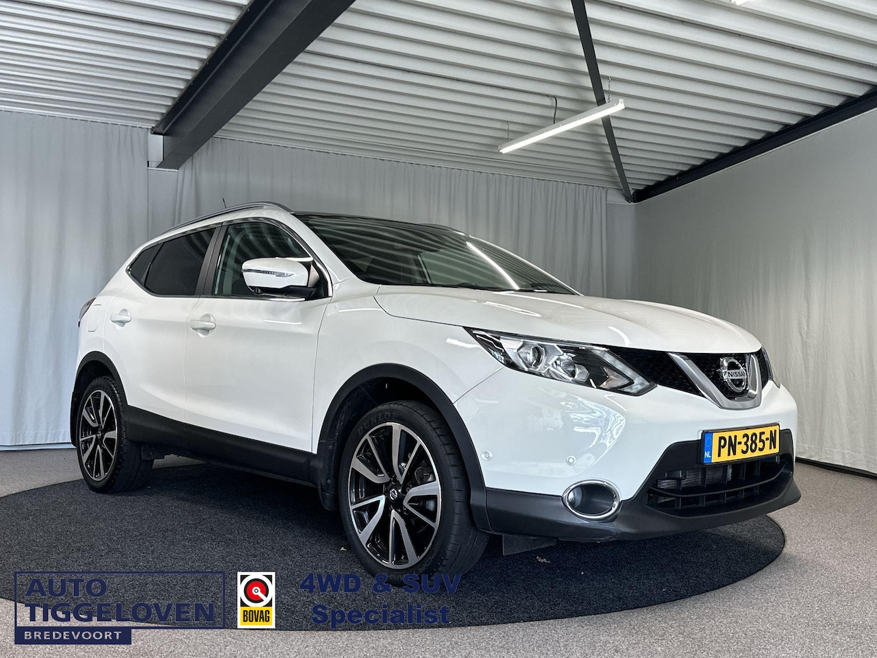 Nissan Qashqai - 1.2 Tekna Trekhaak | Pano | Leder | 360 Camera - AutoWereld.nl
