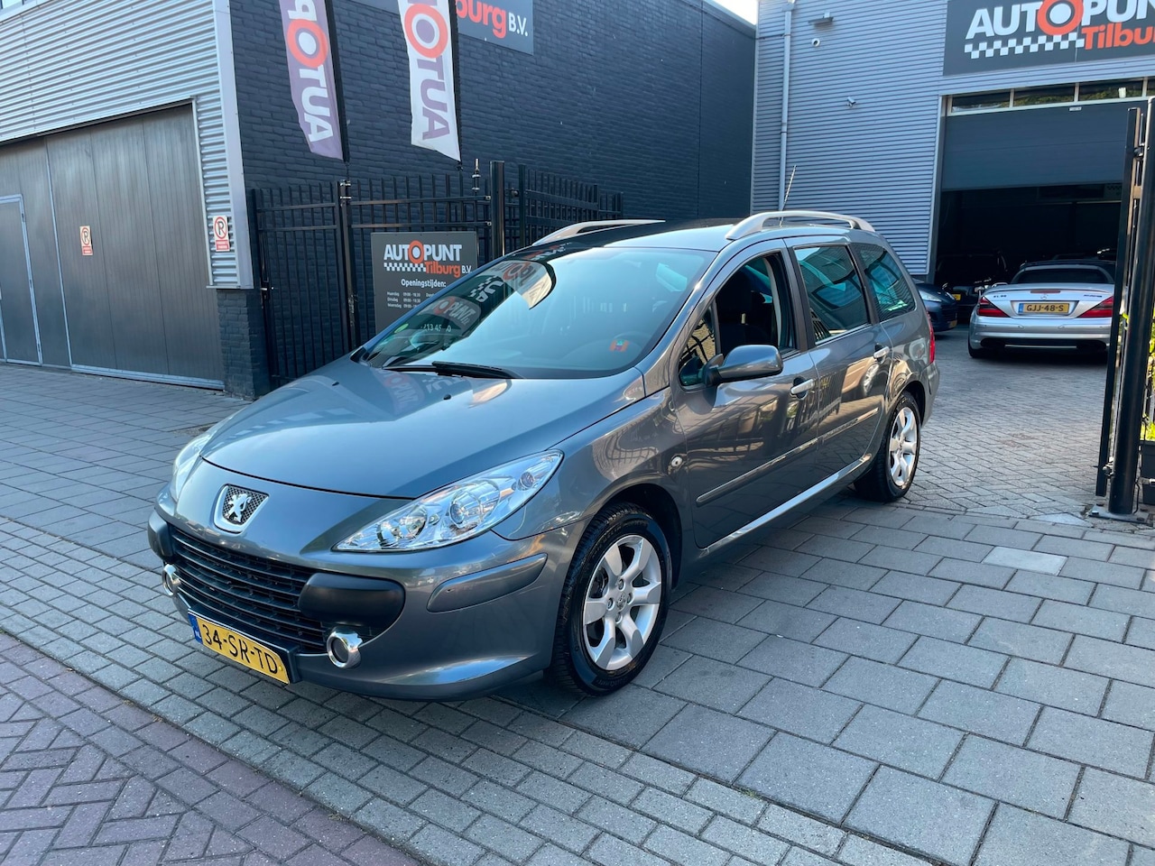 Peugeot 307 SW - 2.0-16V Pack 2e Eigenaar! Trekhaak Airco Pano NAP APK - AutoWereld.nl