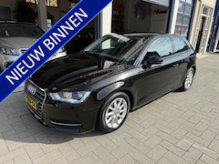 Audi A3 Sportback - 1.6 TDI Attraction Pro Line NL AUTO