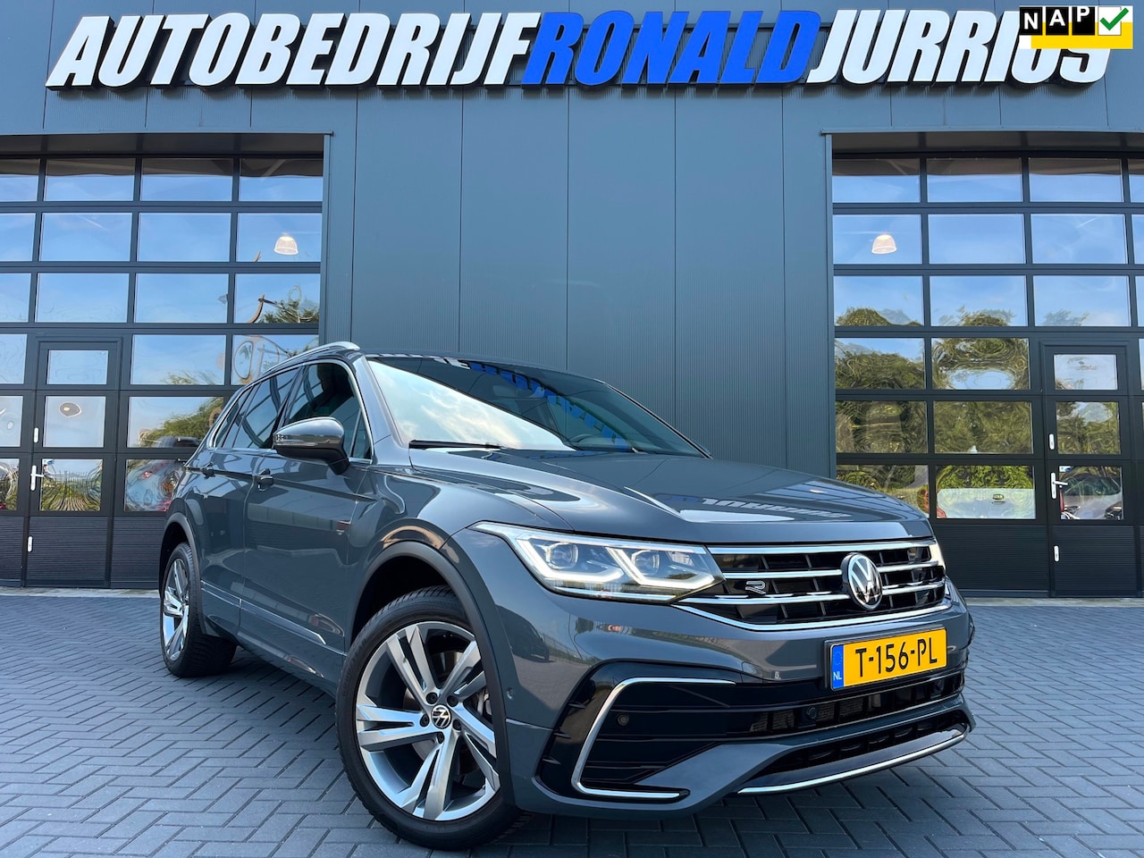 Volkswagen Tiguan - 1.4 TSI eHybrid R-Line Business NL.Auto/245Pk/Trekhaak/IQ Light/Camera/Virtual Cockpit/Alc - AutoWereld.nl