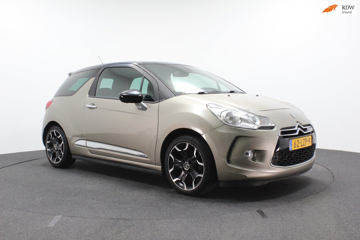 Citroën DS3 - 1.6 THP Sport Chic | Climate control | Recent grote beurt gehad | Lederen bekleding - AutoWereld.nl