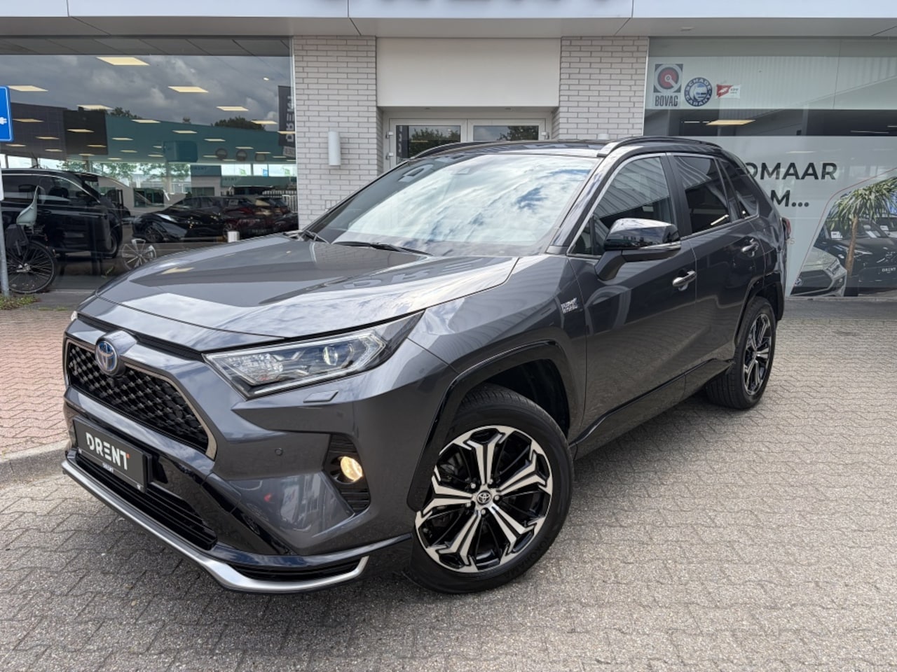 Toyota RAV4 - 2.5 Plug-In Hybrid Bi-Tone + | JBL | 360 Camera | HUD | Trekhaak - AutoWereld.nl