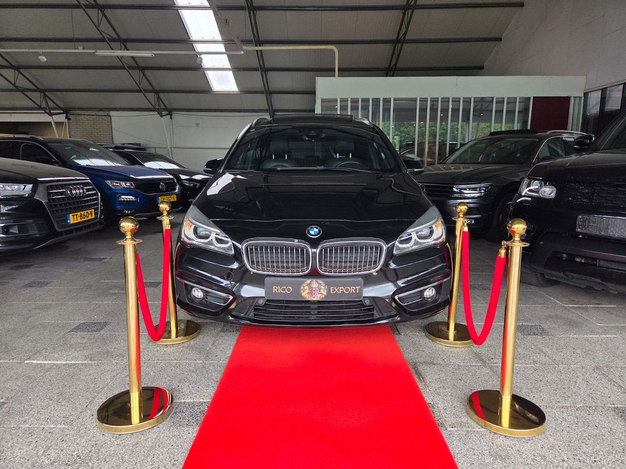 BMW 2-serie Gran Tourer - XXL DIESEL AUTOMAAT LEDER PANORAMA! - AutoWereld.nl