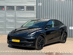 Tesla Model Y - Long Range AWD 75 kWh|Pano|Trekhaak Afn|Warmtepomp