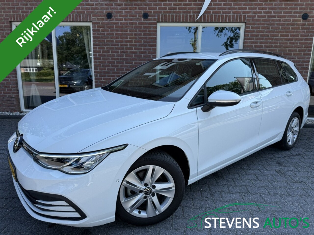 Volkswagen Golf Variant - 1.0 eTSI Life DIGIDASH / CAMERA / ADDAPT.CRUISE / CARPLAY / ANDR - AutoWereld.nl