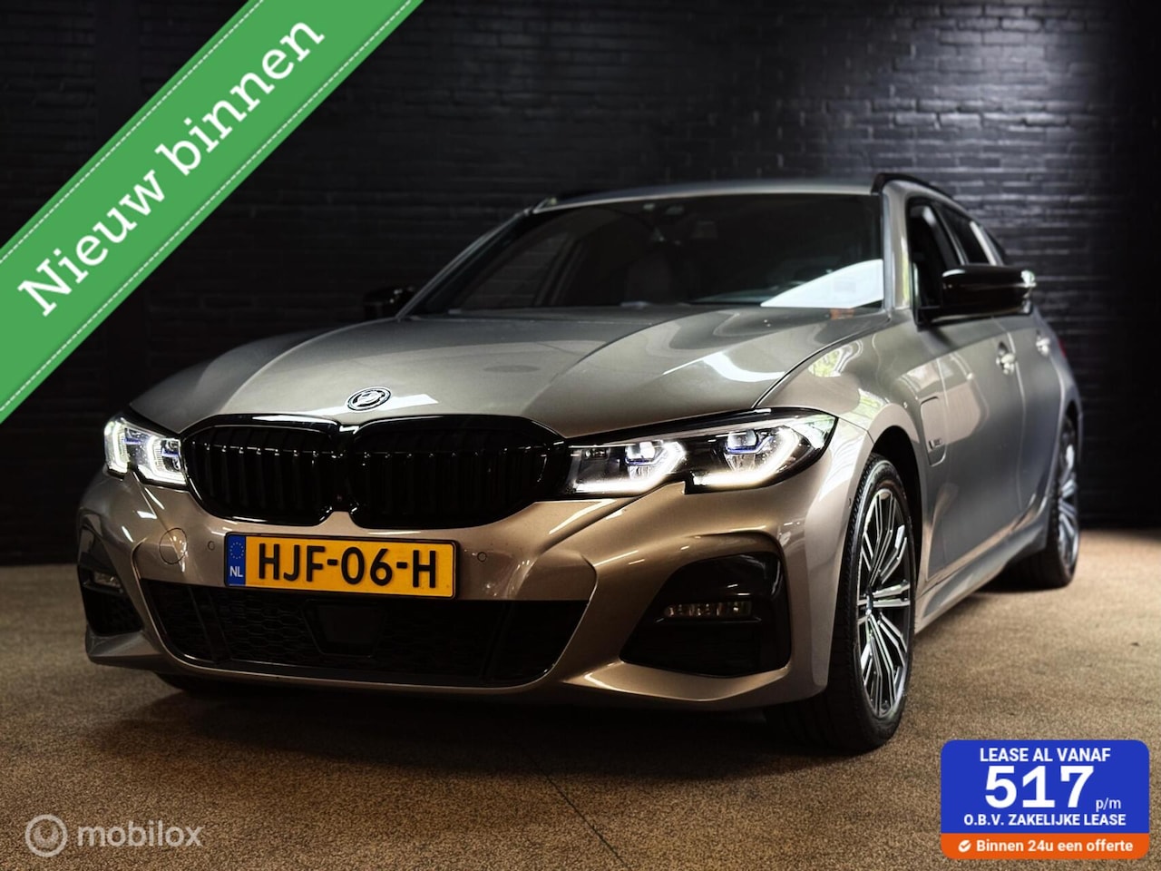 BMW 3-serie Touring - 330e xDrive High Executive M PAKKET - AutoWereld.nl