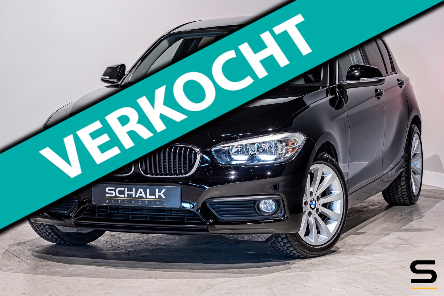 BMW 1-serie - 116i Essential|Stoelverwarming|Clima|Nette auto - AutoWereld.nl