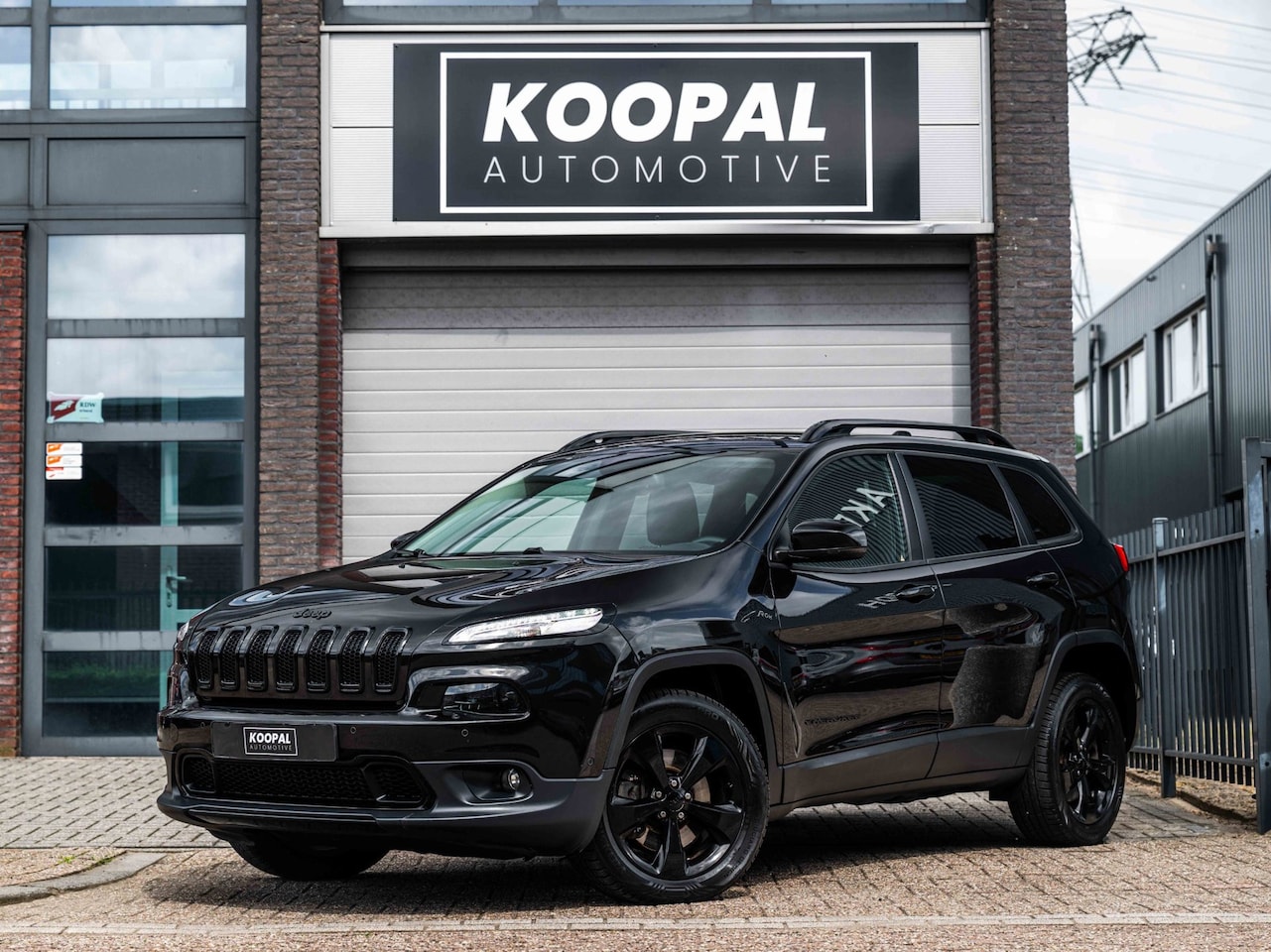 Jeep Cherokee - 2.2 Night Eagle | Trekhaak | Bi-Xenon | Export €11.950) - AutoWereld.nl