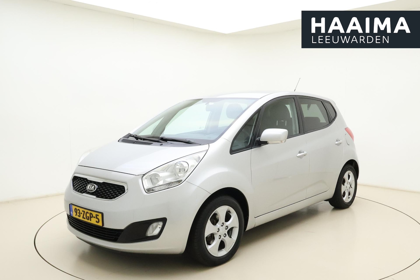 Kia Venga - 1.6 CVVT Super Pack 125pk | Automaat | Climate Control | Cruise Control | Camera | Trekhaa - AutoWereld.nl