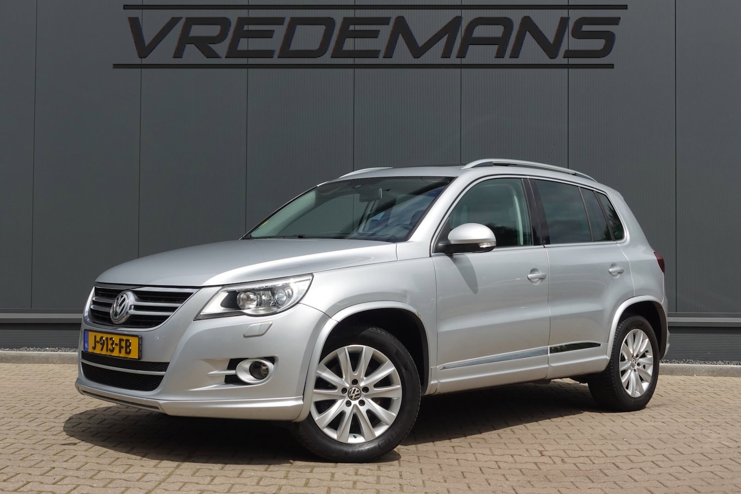 Volkswagen Tiguan - 2.0 TSI Sport&Style 4Motion - AutoWereld.nl
