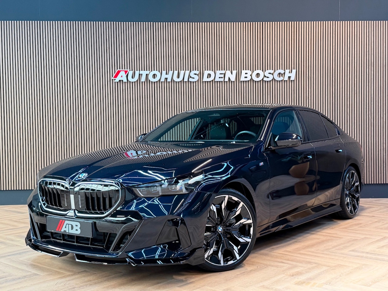 BMW 5-serie - 520i M Sport Pro - Pano - Keyles - HeadUp - AutoWereld.nl