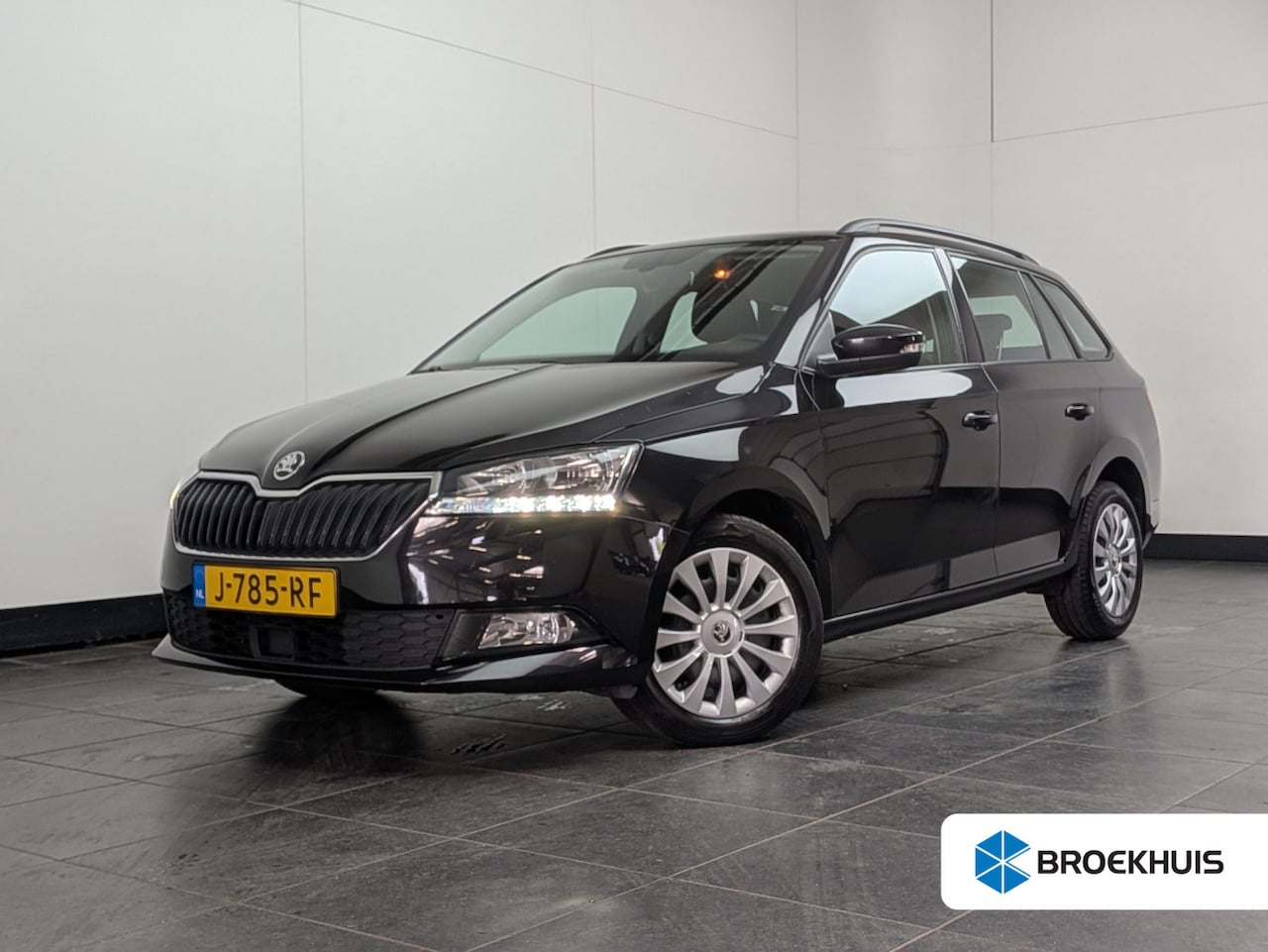 Skoda Fabia Combi - 1.0 TSI Ambition | Navigatie | Climate Control | Parkeersensoren | Cruise Control | DAB - AutoWereld.nl