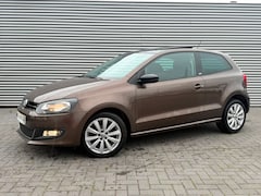 Volkswagen Polo - 1.2-12V STYLE PANO / PDC / LMV NW KETTING/BEURT